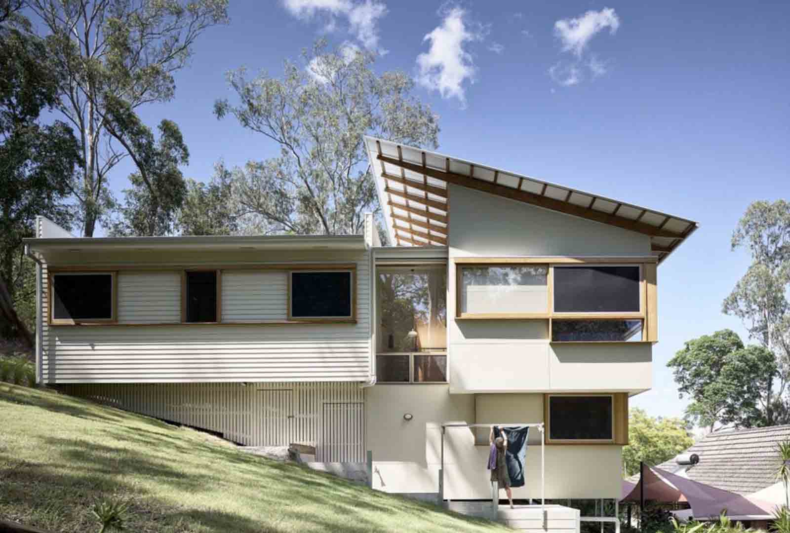 Rear-facade-of-custom-home-in-The-Gap,-built-by-Bluebird-builders